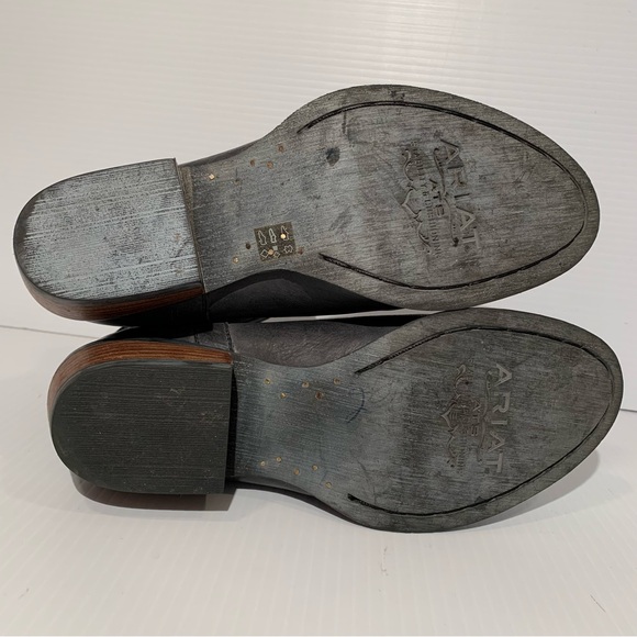 Ariat Western women Booties. - Picture 5 of 9